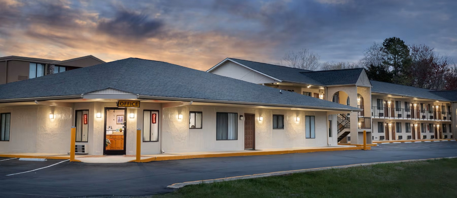 TOP HOTEL IN BURLINGTON, NORTH CAROLINA